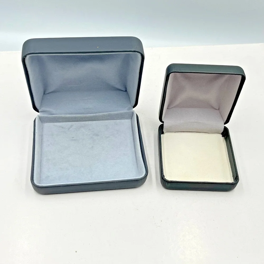 Vintage Set of 2 Black Faux Leather Jewelry Boxes Clamshell Display Cases Retro